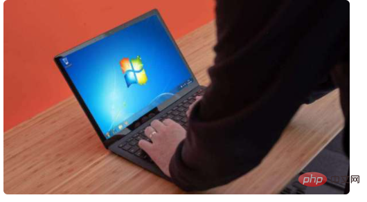 windows7是由哪个公司开发的